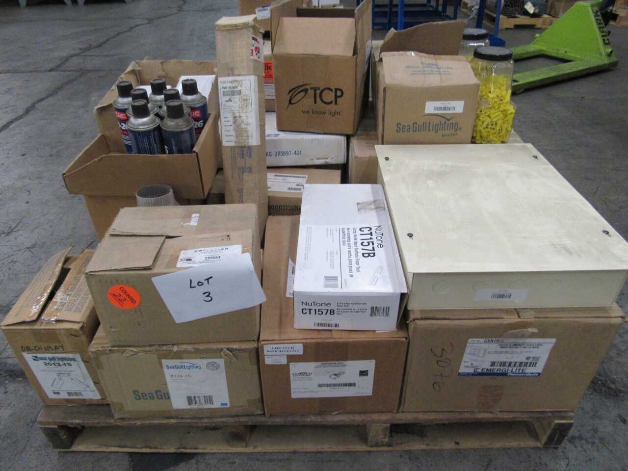 Pallet of 82x Assorted Lights, LEDs, Tools, Electrical Enclosures, Electrical Conduit/Fittings & Cables - ELECTRICAL COMPONENTS