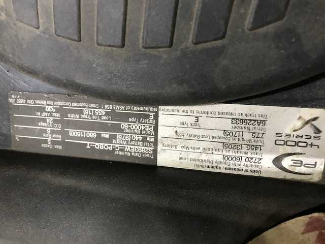 2005 Crown PE4000-60 double rider jack, Hebron, KY - MANUAL PALLET JACKS