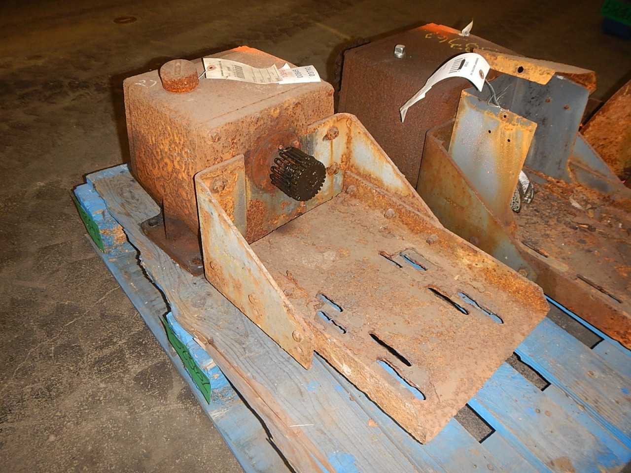 5 HP Falk Gear Reducer Model 52-30FZ2B - GEAR REDUCERS