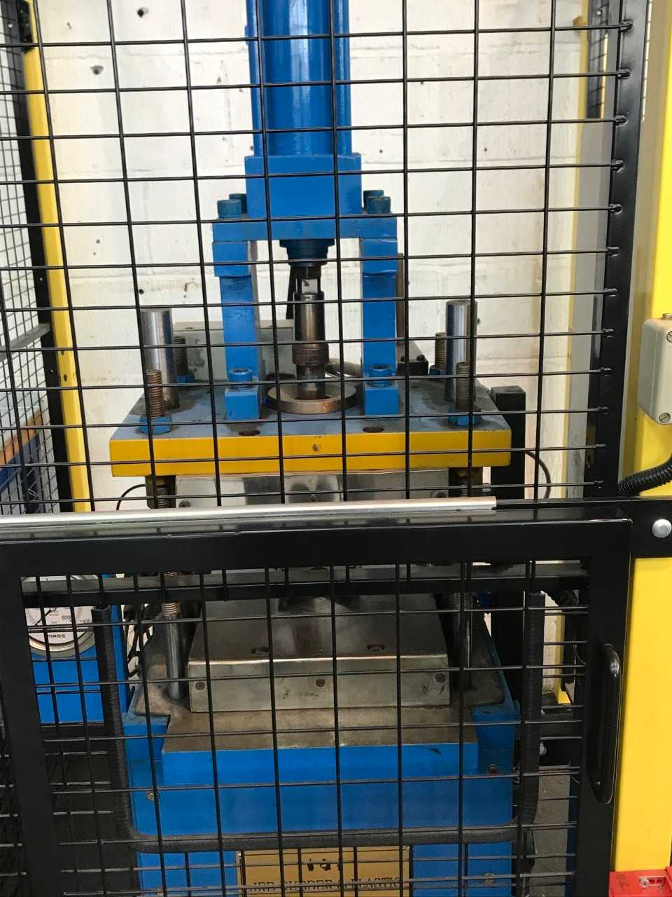 JRD Rubber & Plastic Moulding Press - PRESSES