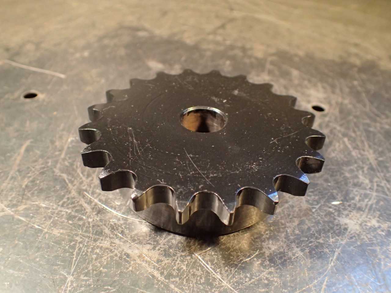 Shamrock 40B20 #40 Steel Chain Sprocket: 20-Tooth, 5/8" Bore, NOS New Old Stock - SPROCKET