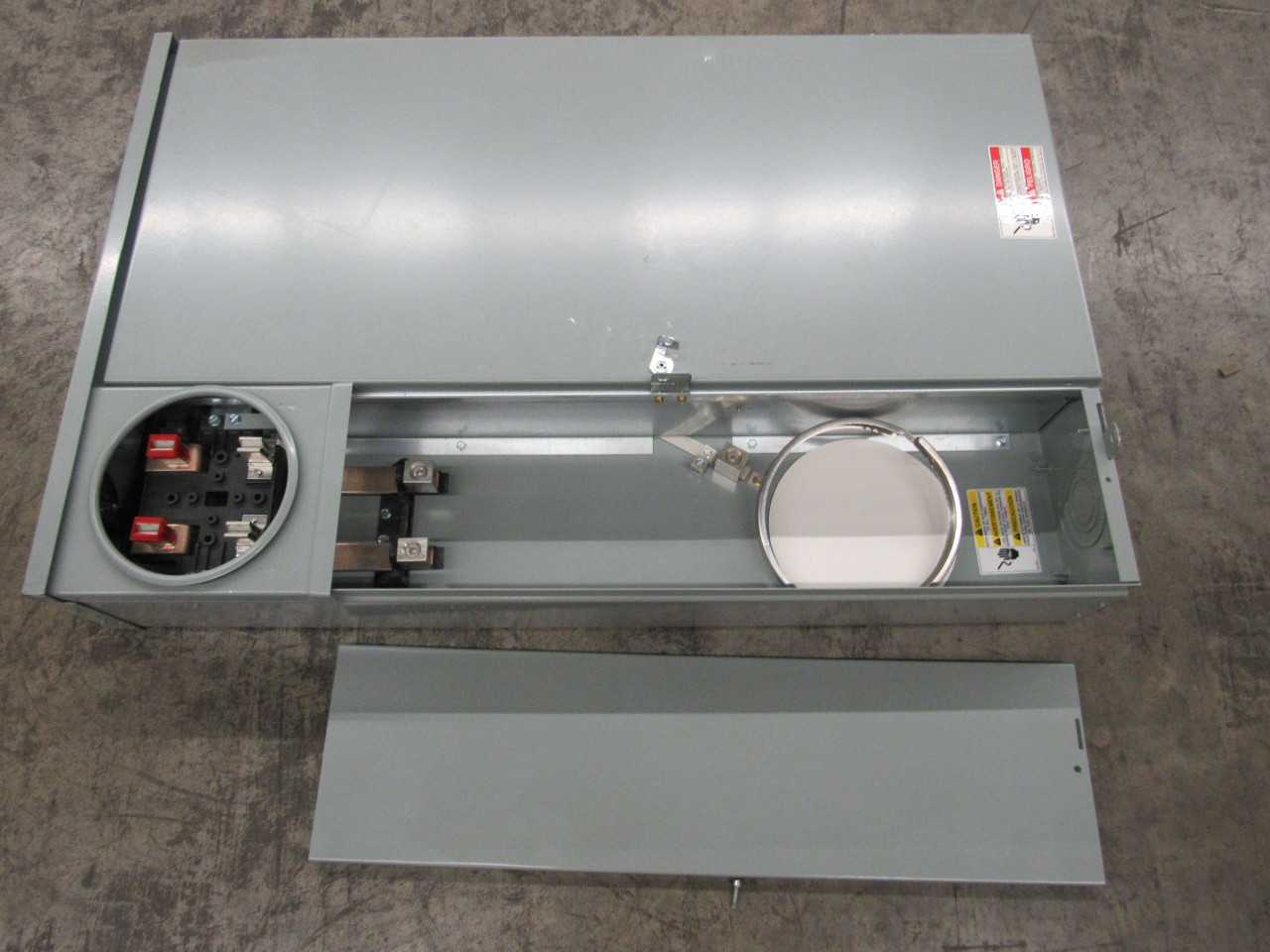 5x Eaton CMBE4242B200BS2 Meter Breaker Panel - ELECTRICAL COMPONENTS