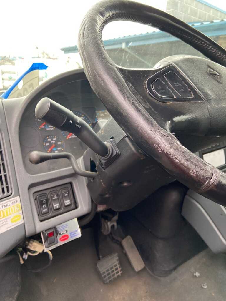2002 International 4400 Micro-Bulk - HYDRO EXCAVATOR TRUCKS