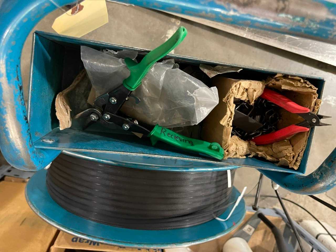 Bander - MANUAL PALLET JACKS
