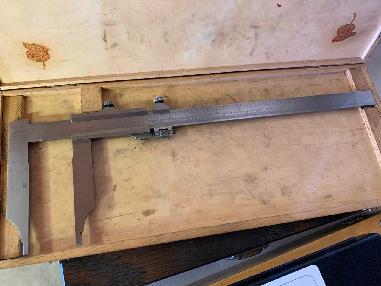 Calipers - ELECTRIC POWER TOOLS