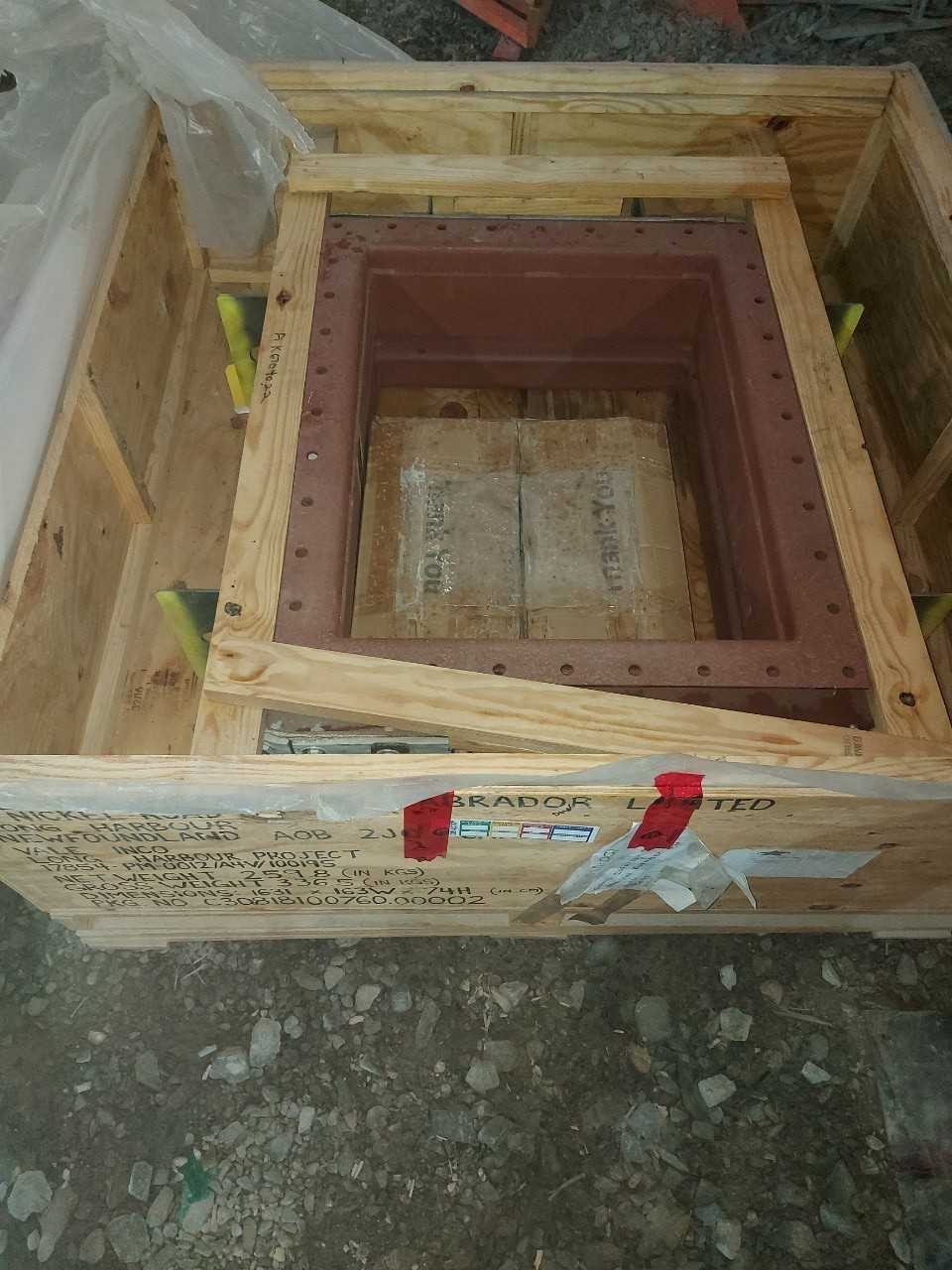 METAL FRAME - PRESSES