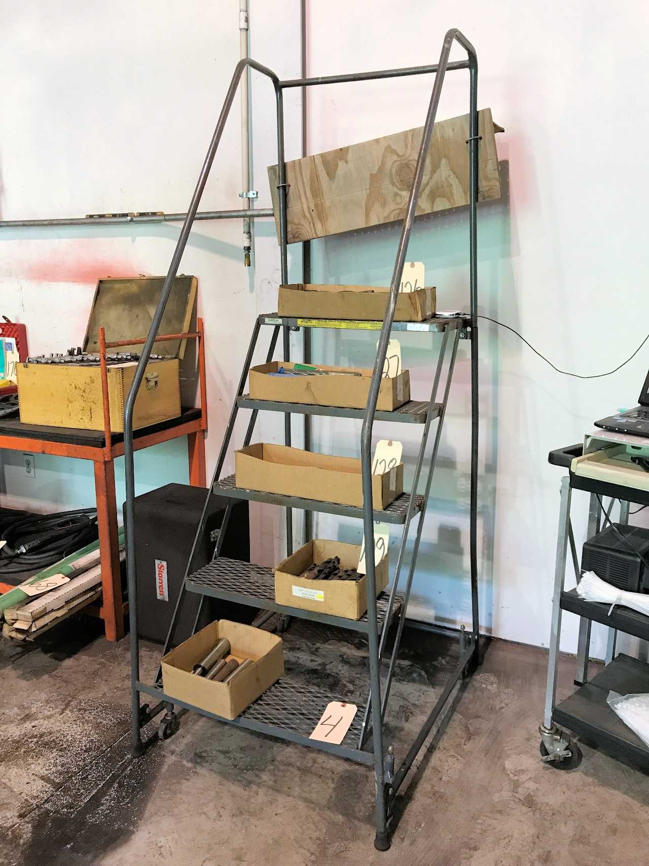 Garlin 300-Lbs. Capacity 48" Portable Stairs - MISCELLANEOUS