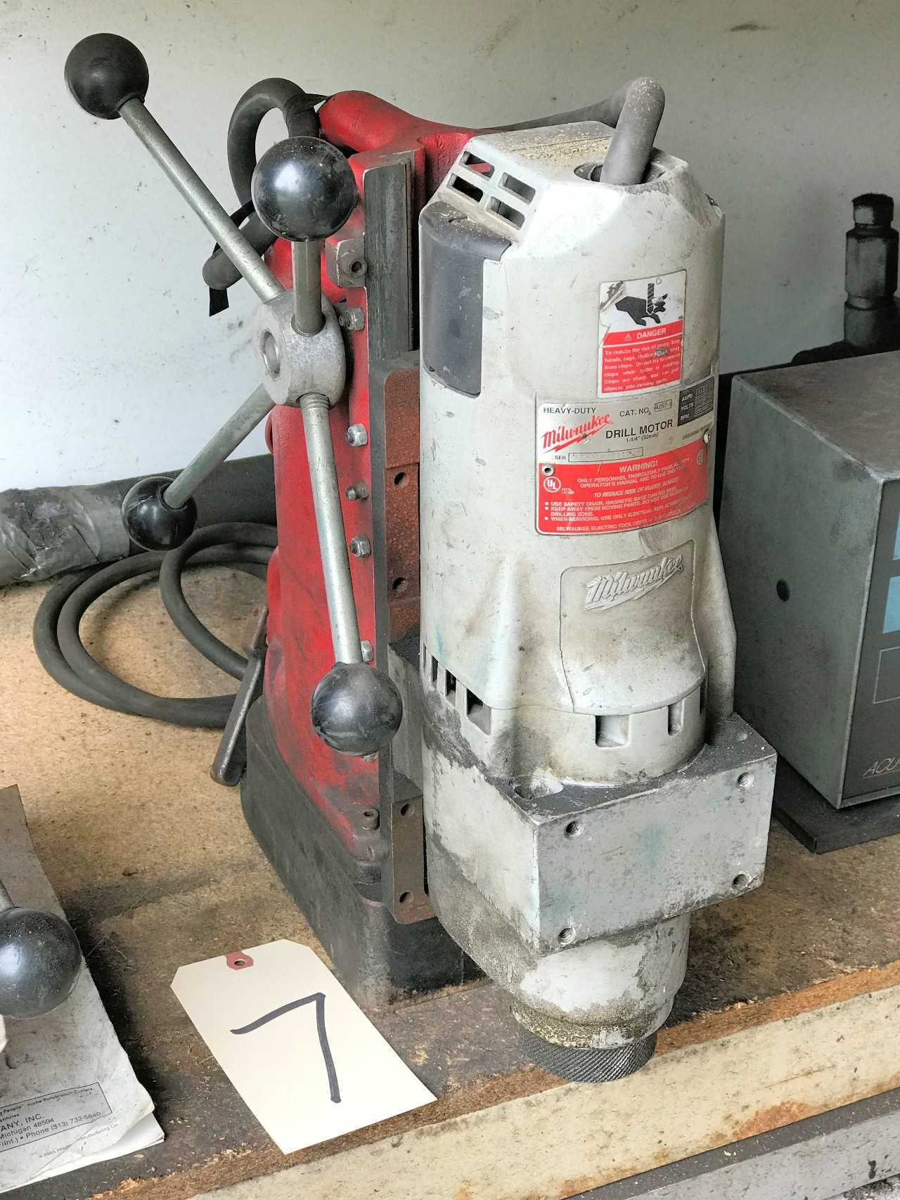 Milwaukee Cat. No. 4297-1 Magnetic Based 1 1/4" Capacity Drill Press - MISCELLANEOUS