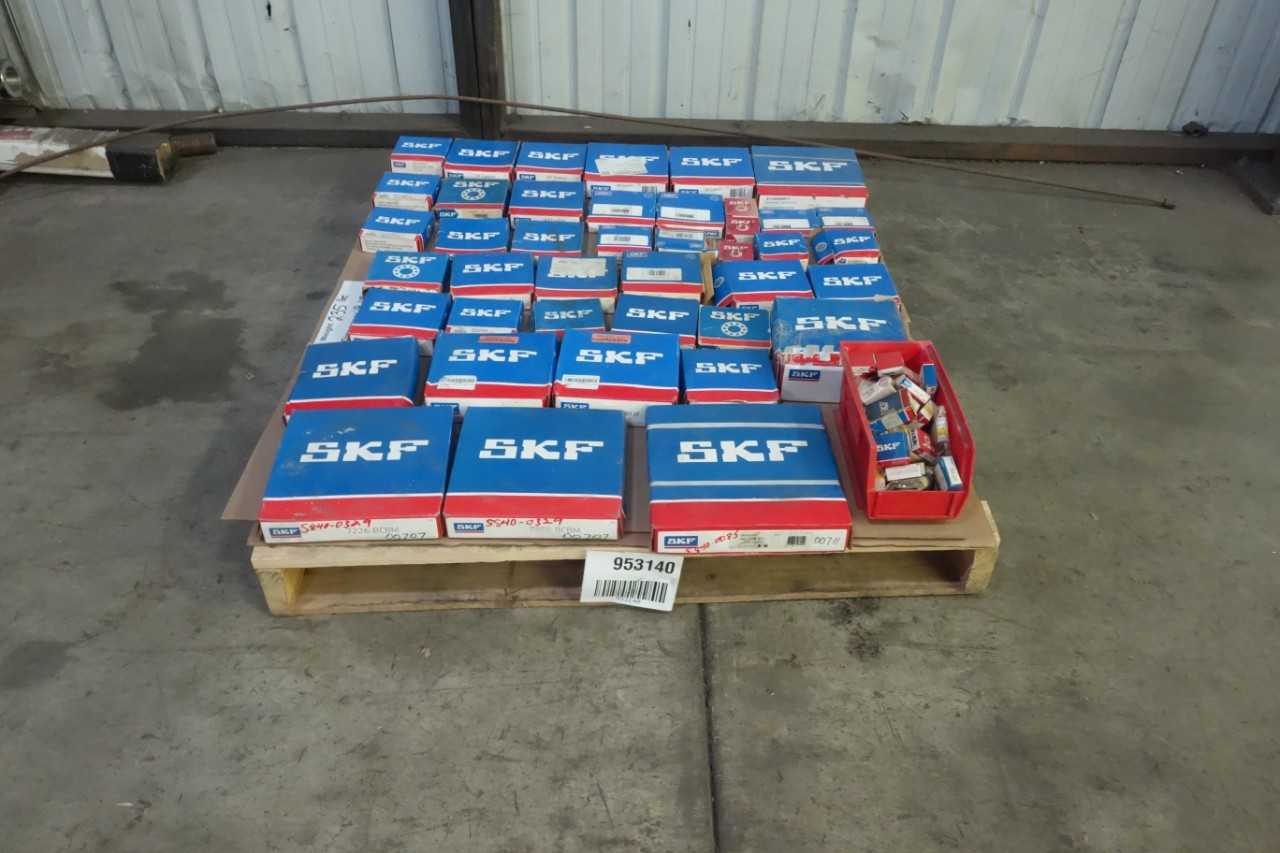 PALLET OF ASSORTED SKF ROLLER BEARINGS - BEARINGS