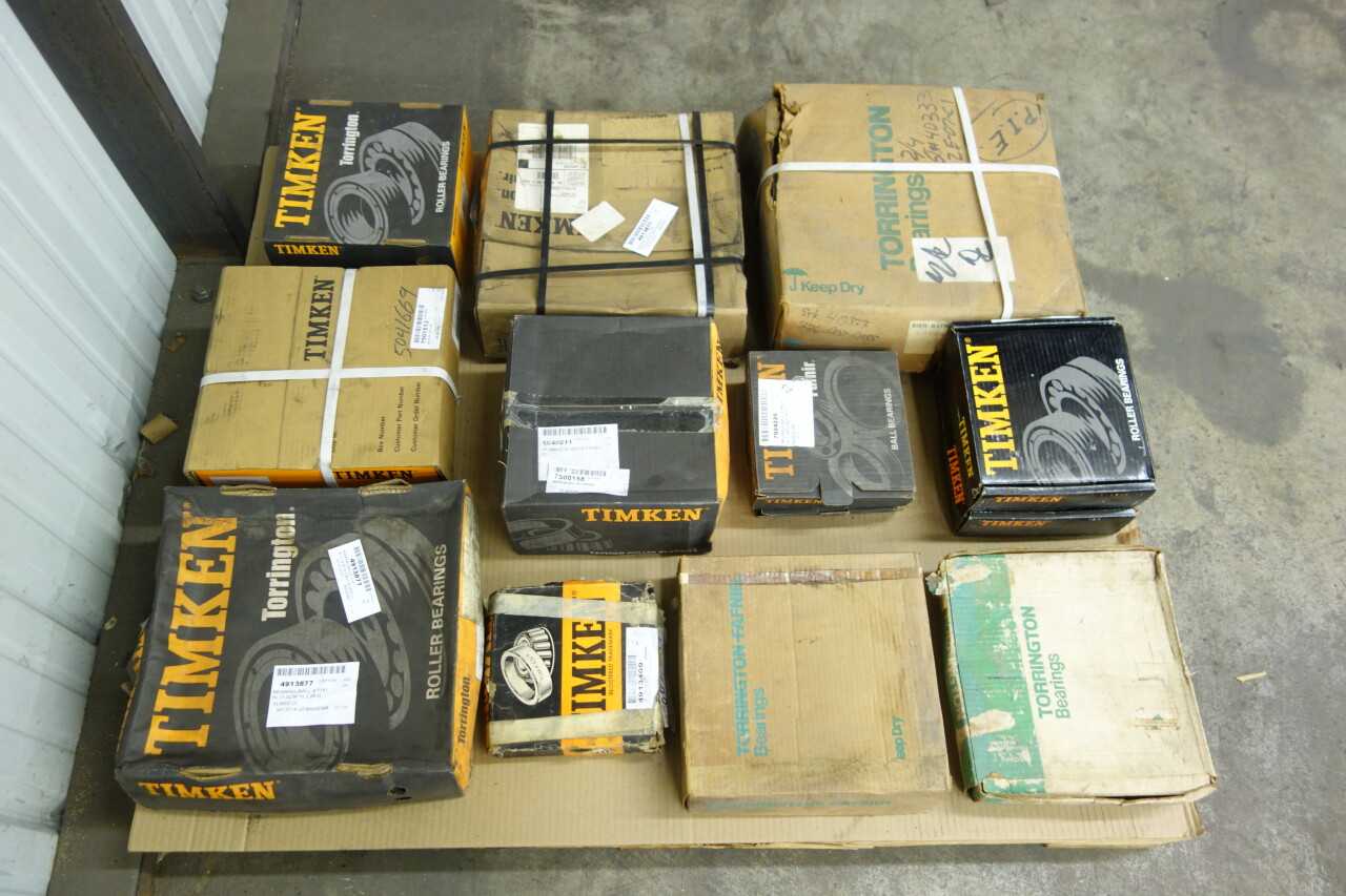 PALLET OF ASSORTED ROLLER BEARINGS, TIMKEN, TORRINGTON - BEARINGS