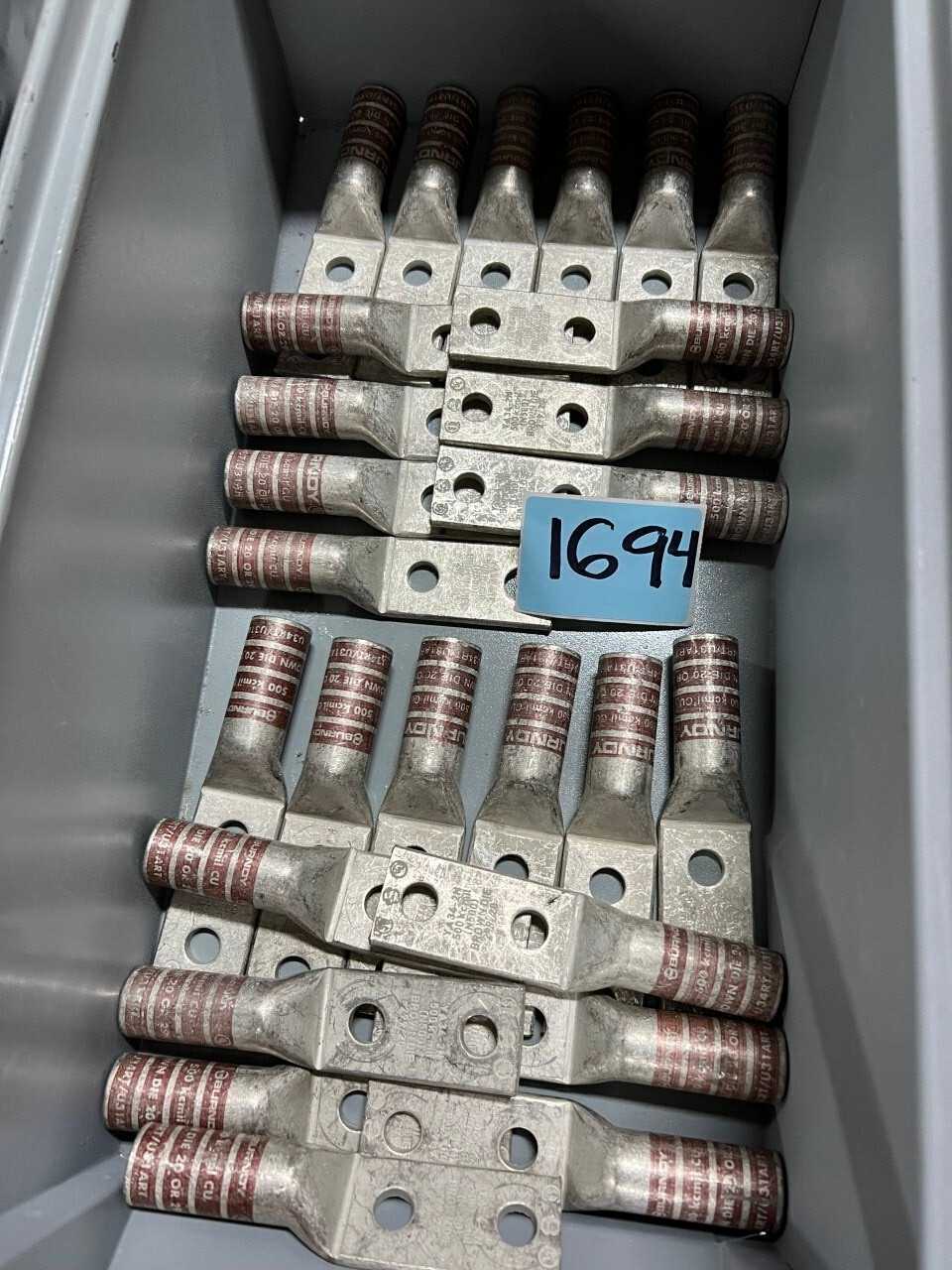 WIRE LUG - ELECTRICAL COMPONENTS