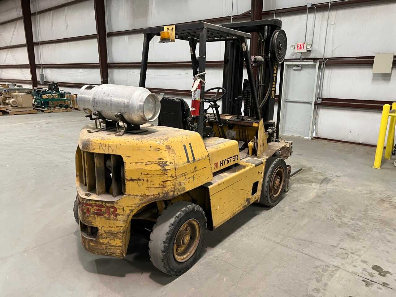 HYSTER H70XL LP FORKLIFT 6700LB (NEW MEXICO) - FORKLIFTS