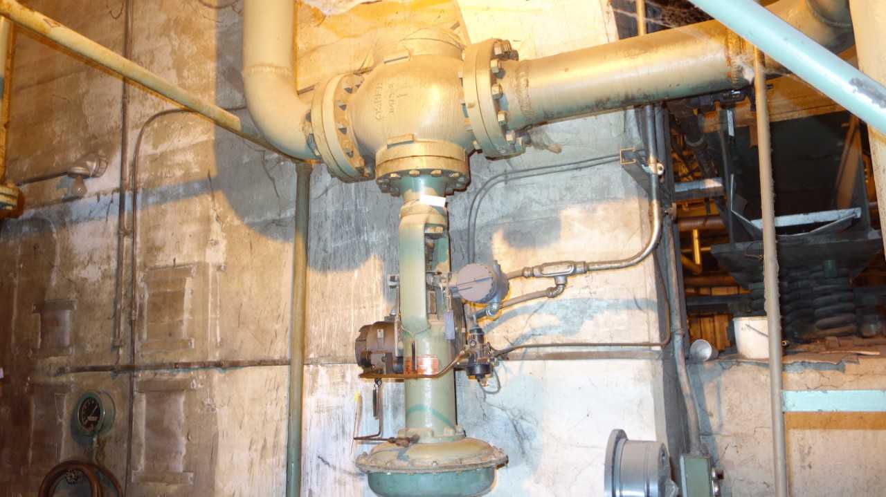 FISHER 667A 6 IN IRON CONTROL VALVE - CONTROL VALVE