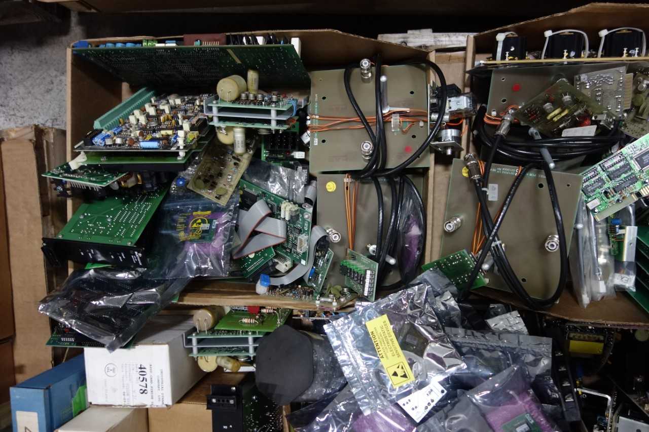 4 PALLETS OF ASSORTED PCB BOARDS - AUTOMATION & CONTROLS