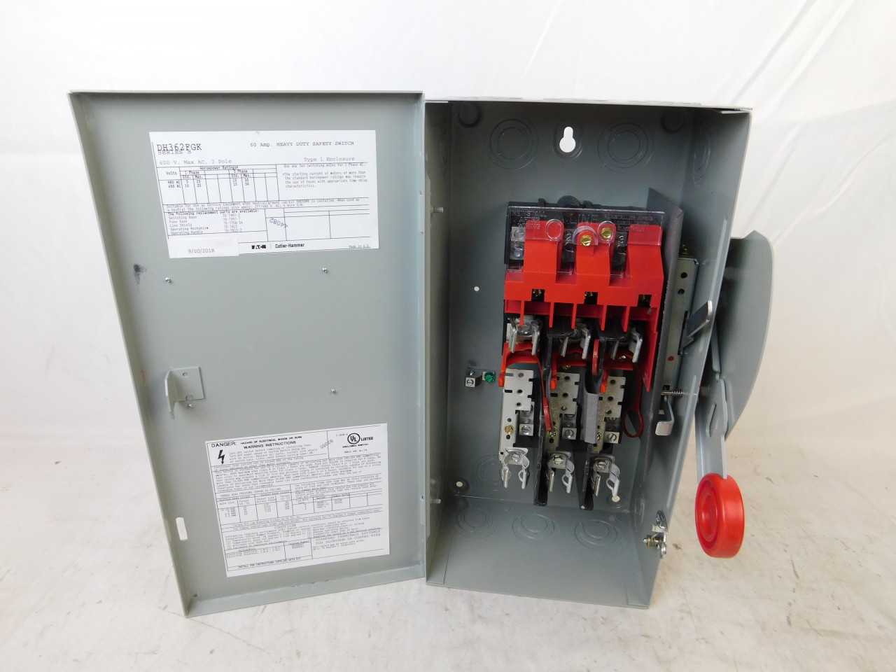 Quantity of 1 New Surplus Eaton DH362FGK Safety Switch 3P 60A 600V 3 Ph Fusible w/ Neutral NEMA1 - DISCONNECT SWITCHES