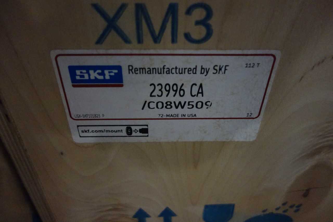LOT OF 2 SKF BEARINGS - BEARINGS