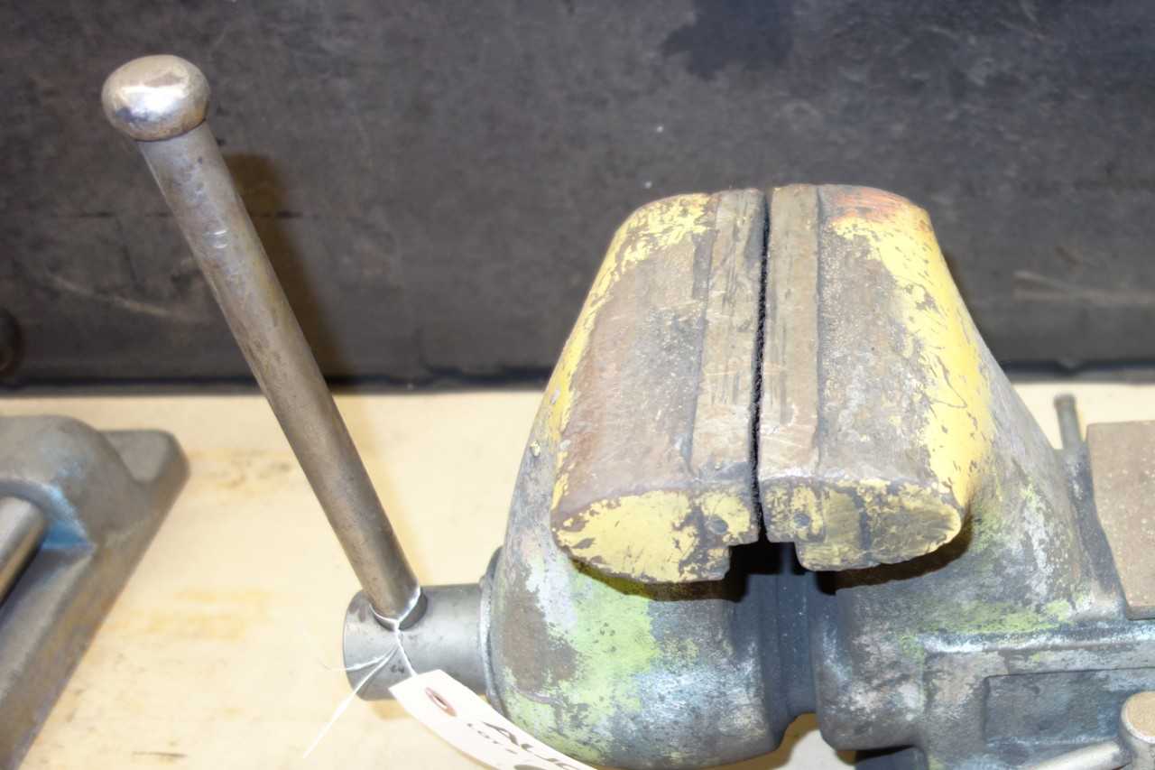 TABLE VICE - ELECTRIC POWER TOOLS