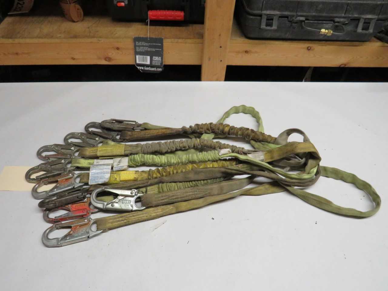 LOT OF 5 ASSORTED NORTH & MILLER DURAFLEX FP28822, 216WLS-5FTYLC SAFETY HARNESS - LIFTING EQUIPMENT