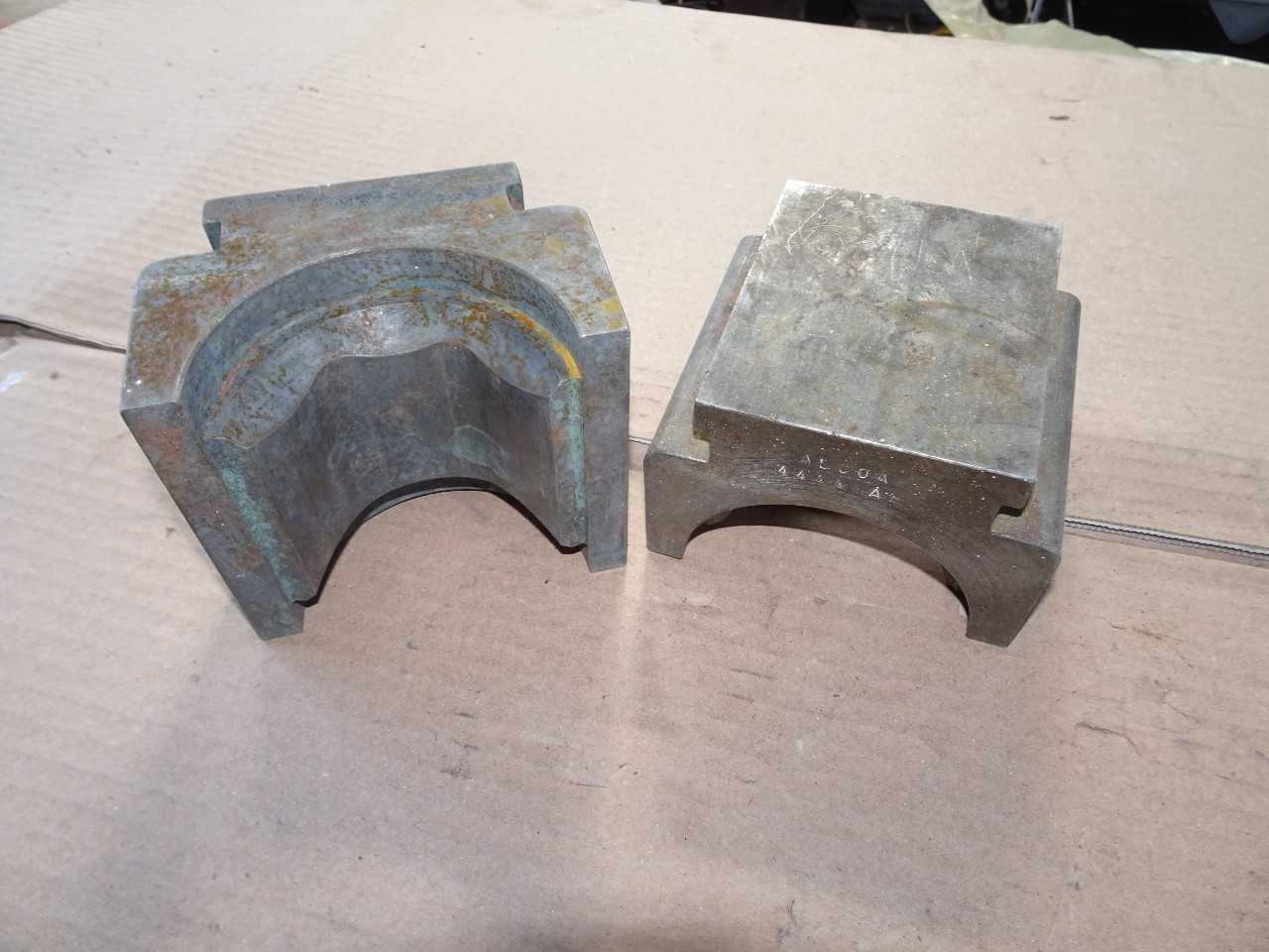 ALCOA HYDRAULIC CRImper dies 60 ton 4444AH - ELECTRIC POWER TOOLS