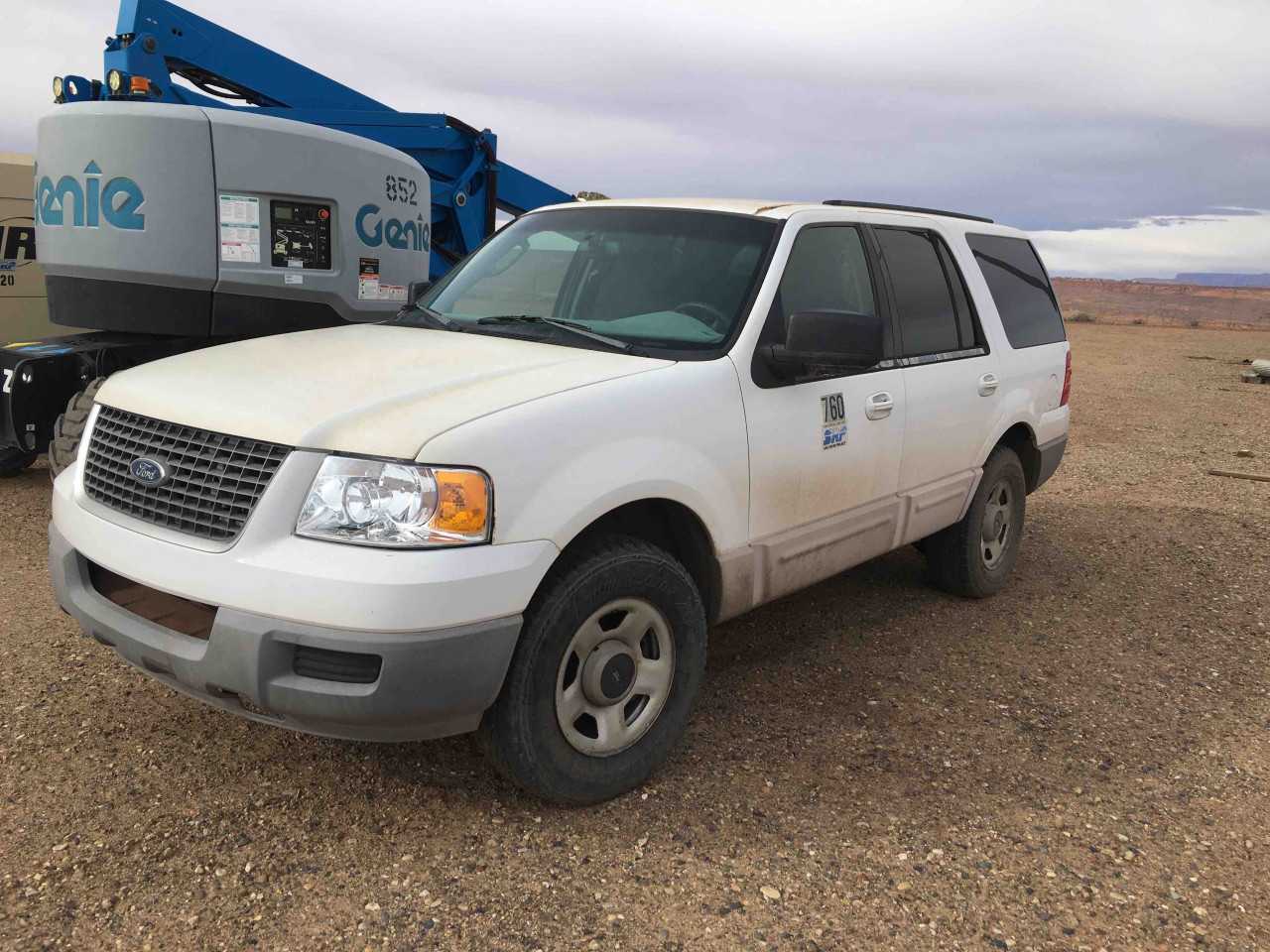 2003 Ford Expedition - HYDRO EXCAVATOR TRUCKS