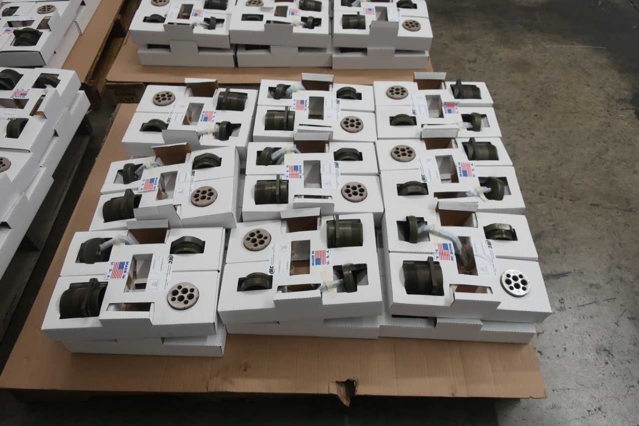 6 PALLETS OF UEC 90555C444135 PLUG AND RECEPTACLE ASSEMBLY KITS - ELECTRICAL COMPONENTS
