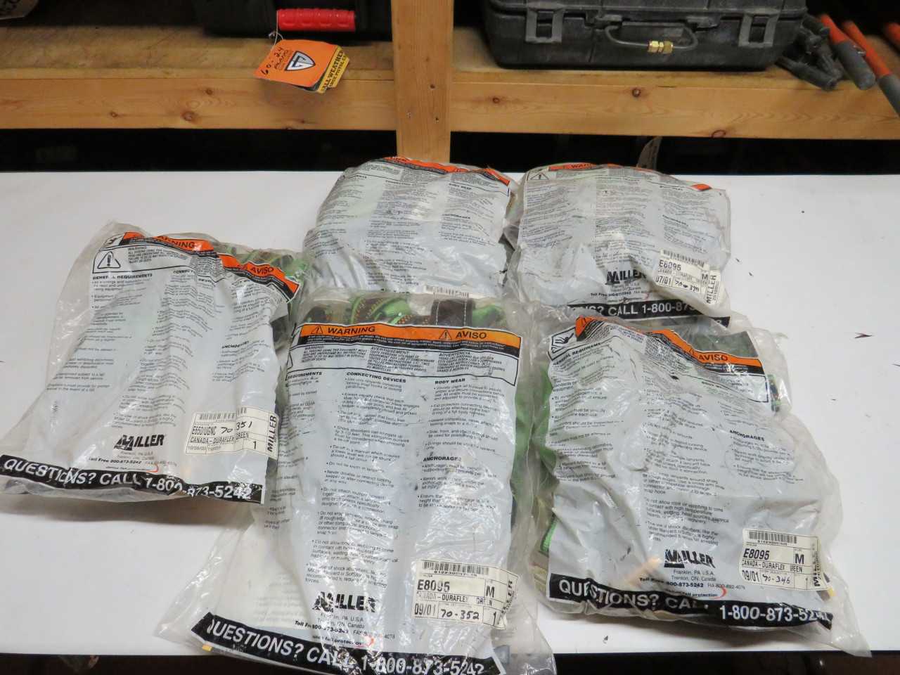 LOT OF 5 MILLER 4X E8095, 1X 650/UGNC FULL BODY HARNESS - SAFETY SWITCH