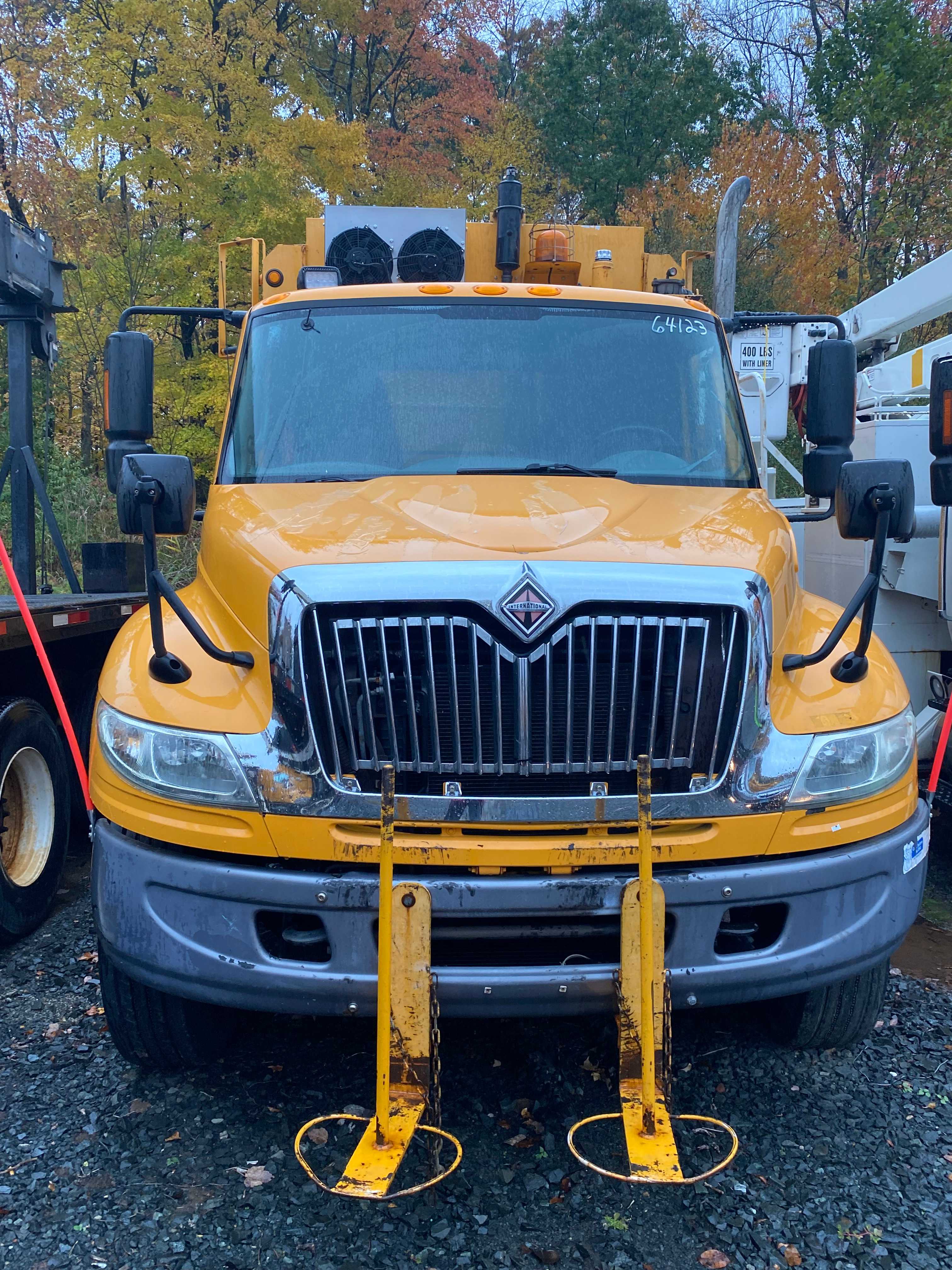 2006 International 4400 Cable Truck - HYDRO EXCAVATOR TRUCKS