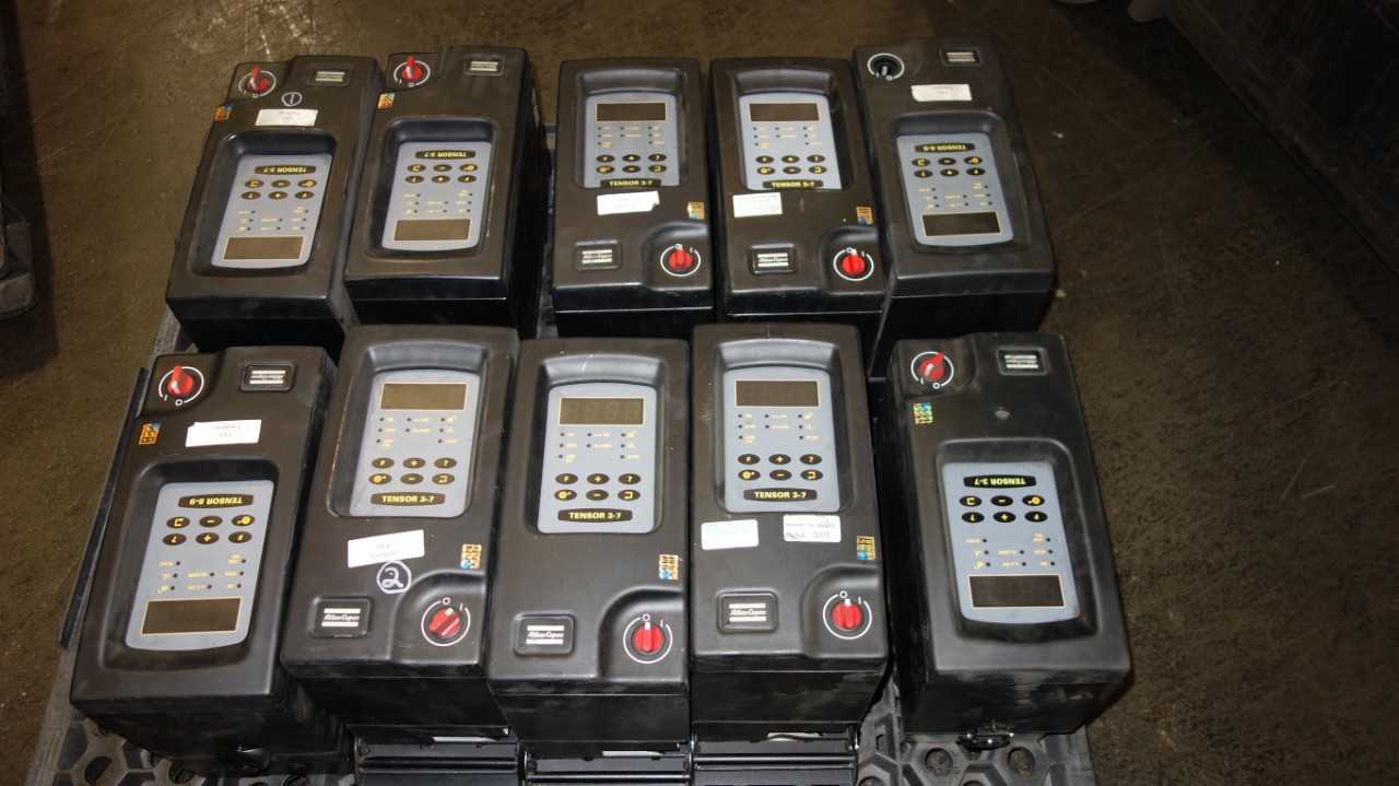 LOT OF 10 ASSORTED ATLAS COPCO TENSOR NUTRUNNER CONTROLLERS, PF3109-C-HW 8433 7900 05, PF3107-C-HW 8433 7700 05 - AUTOMATION & CONTROLS