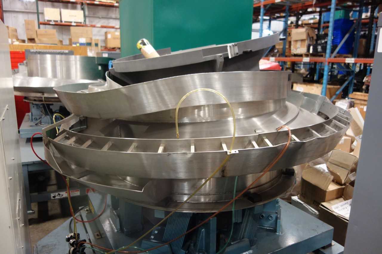 1 VIBRATORY AND CENTRIFUGAL FEEDER  DURA FEED  INC - CENTRIFUGAL PUMP