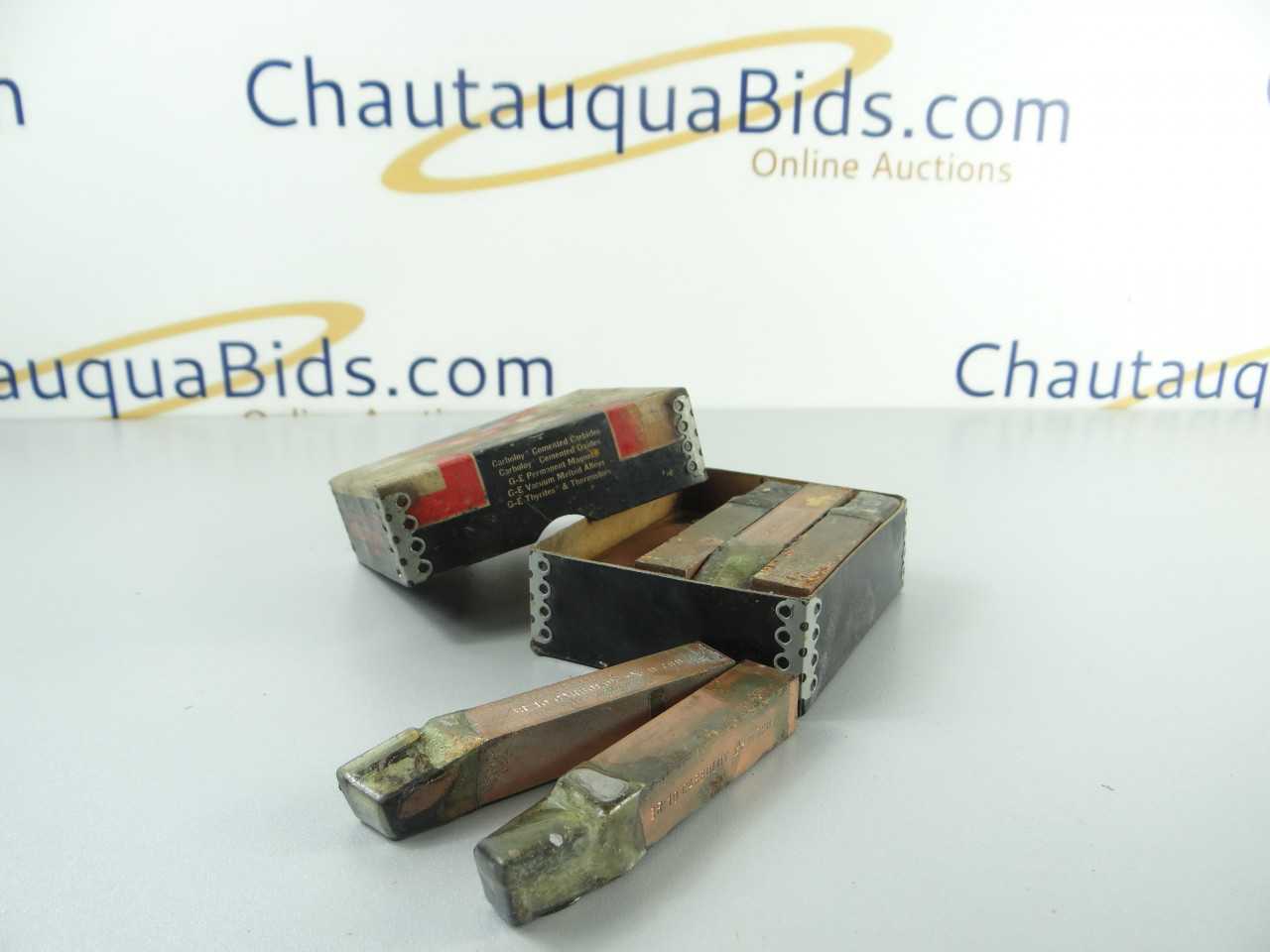 Box of 10 NEW Carboloy Carbide Tipped Tool Bits BR-10 D78B - MACHINING EQUIPMENT