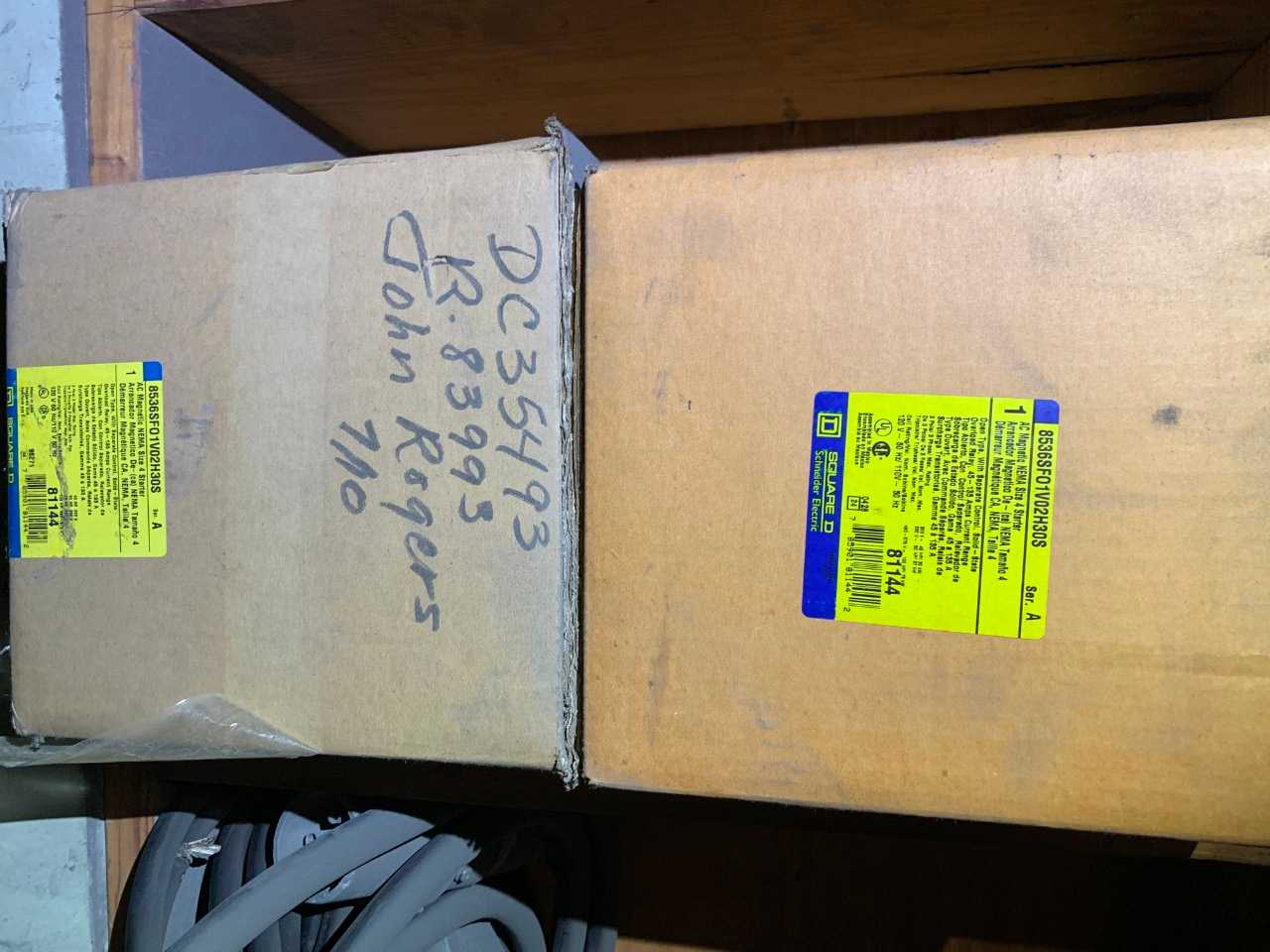 LOT OF SWITCHES AND STARTERS - ELECTRICAL COMPONENTS