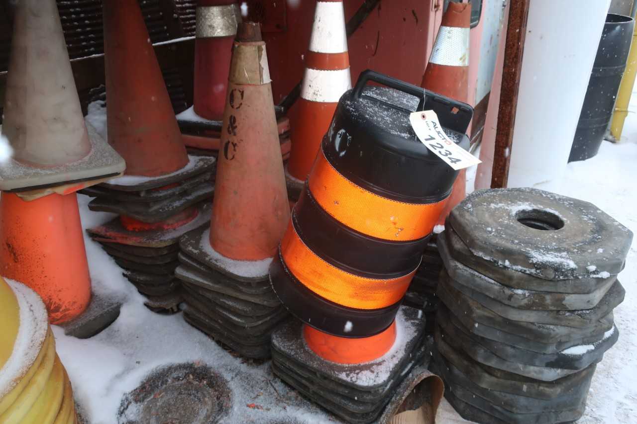 LOT OF ASSORTED SAFETY CONES - TRAILER MOUNTED EQUIPMENT