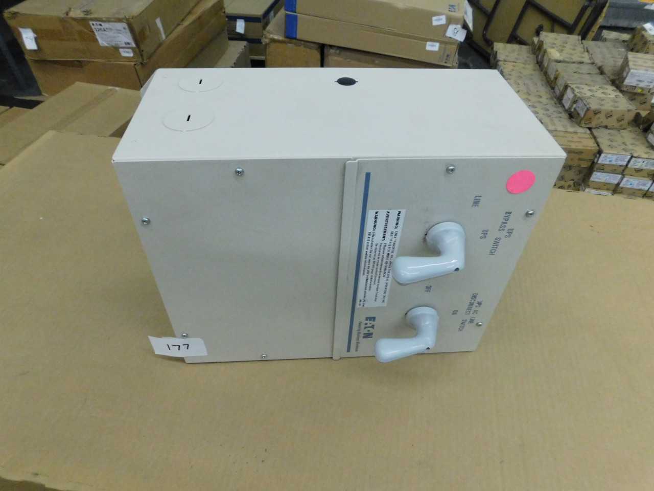 Lot of 1 External Transfer Switch - ELECTRICAL COMPONENTS