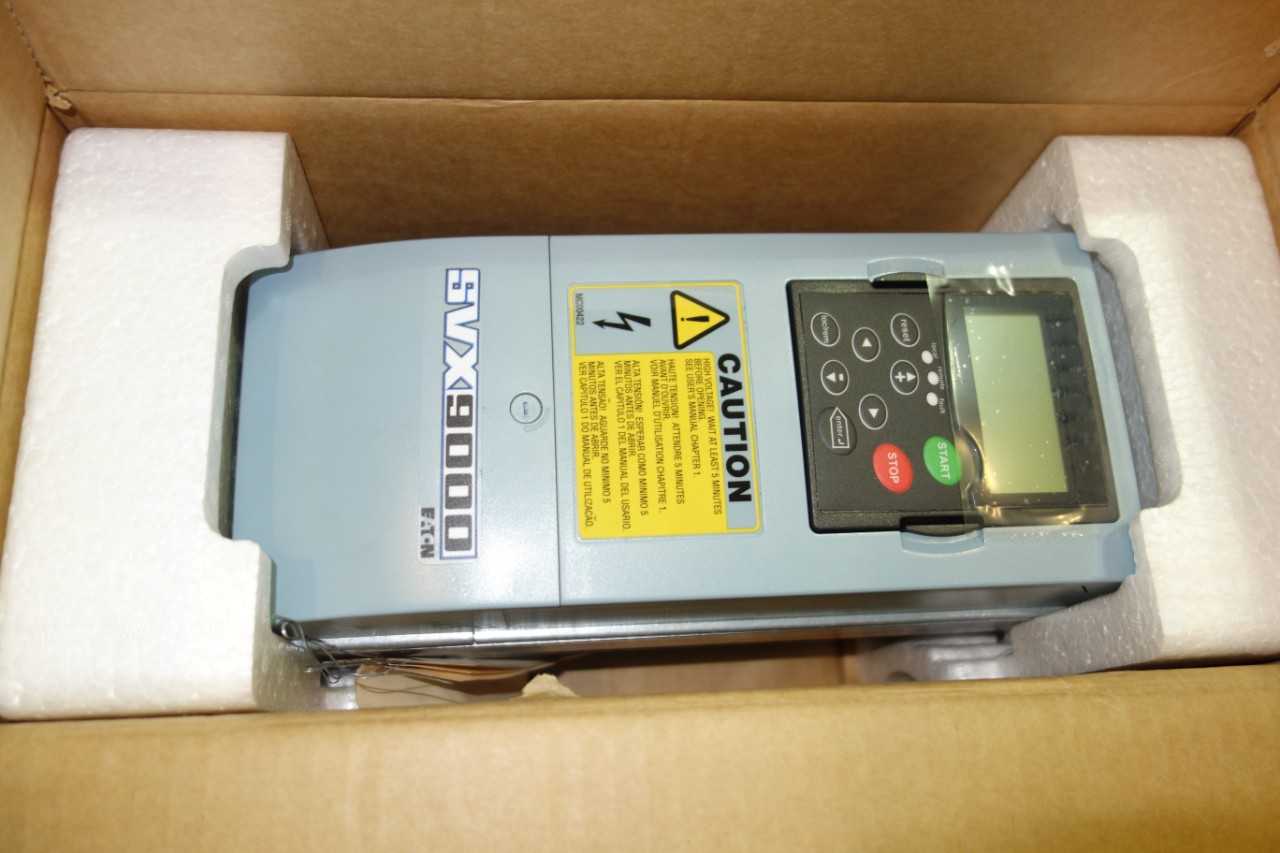 LOT OF 7 ASSORTED AC VFD MOTOR DRIVES, ALLEN BRADLEY, ABB, EATON - MOTOR DRIVES