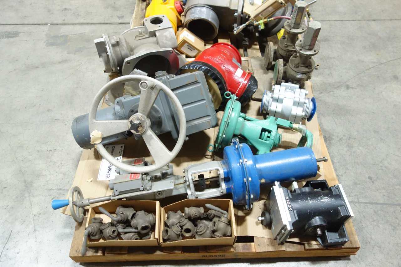 PALLET OF ASSORTED VALAVE AND VALVE PARTS - VALVES