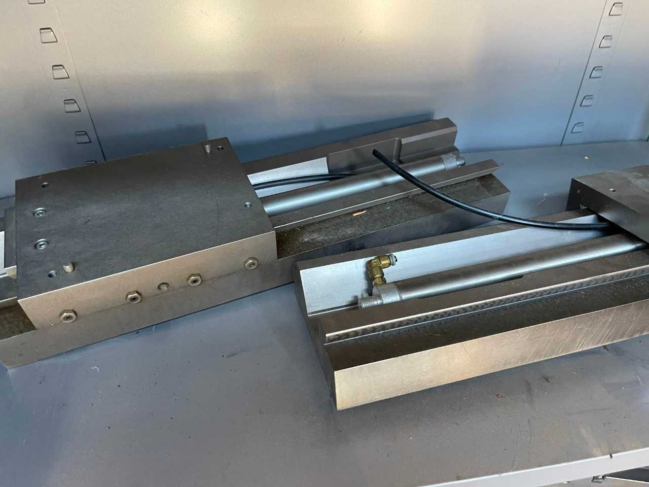 Pneumatic Pecision Fixtures - PNEUMATIC POWER TOOL