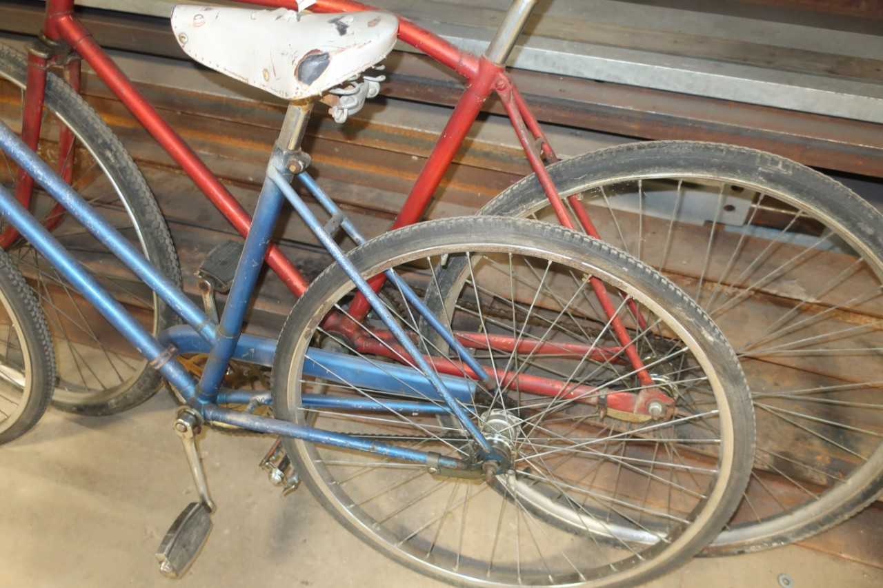 LOT OF 2 ASSORTED BICYCLES, SUPERCYCLE - MISCELLANEOUS