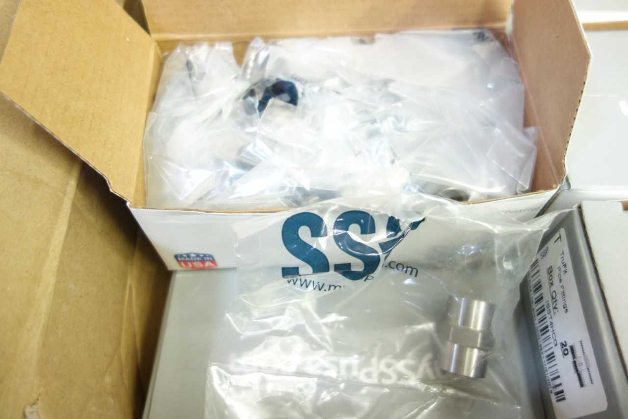 PALLET OF ASSORTED SSP PIPE AND TUBE FITTINGS - PROCESS EQUIPMENT