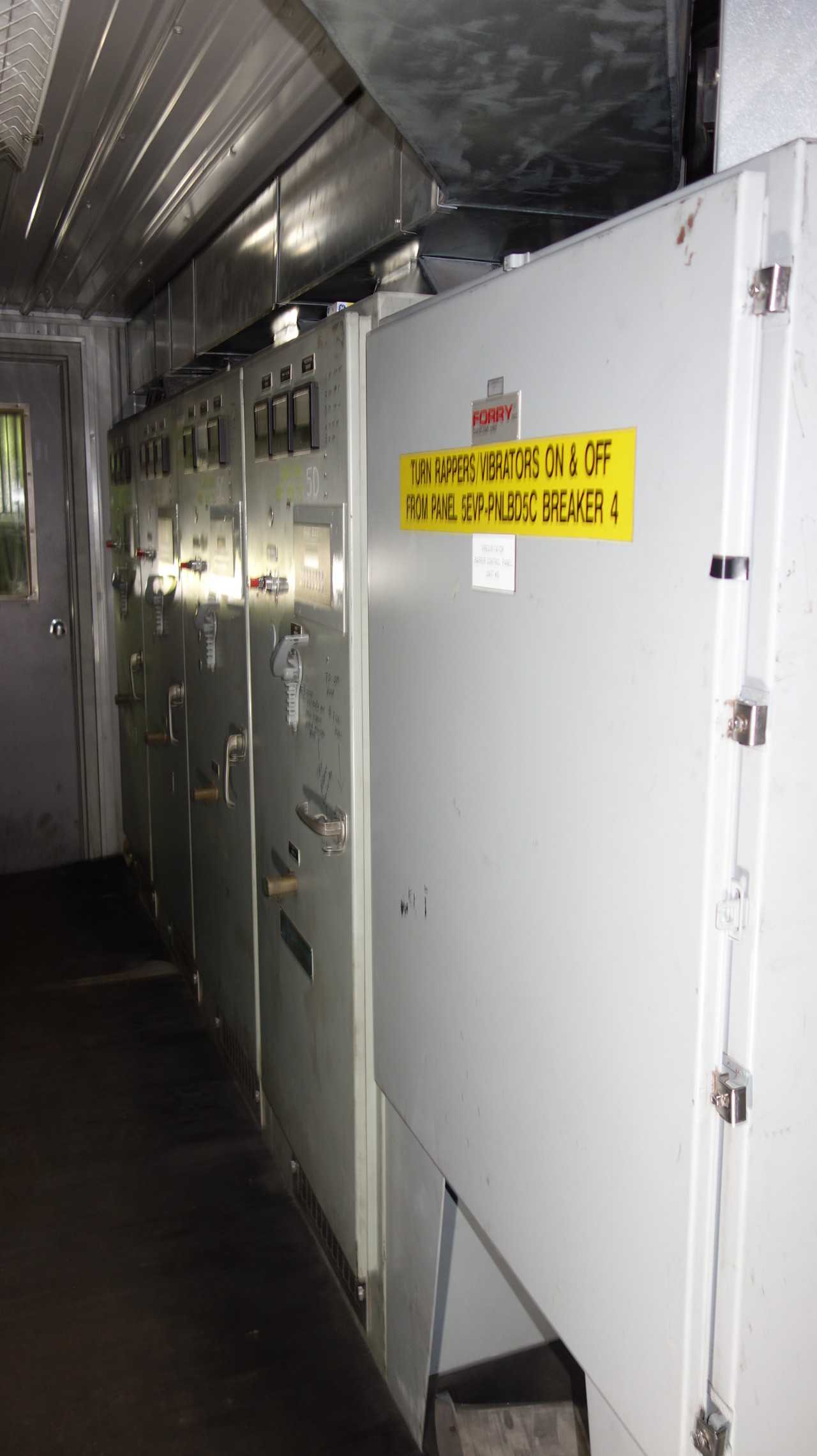 X9 VERTICAL SECTIONS DOC III OPERATOR CONTROL PANELS - SWITCHGEAR