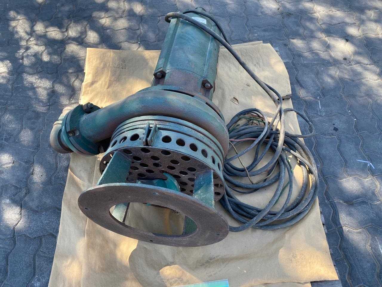 LOT OF 1 NAGLE PUMP - PUMPS