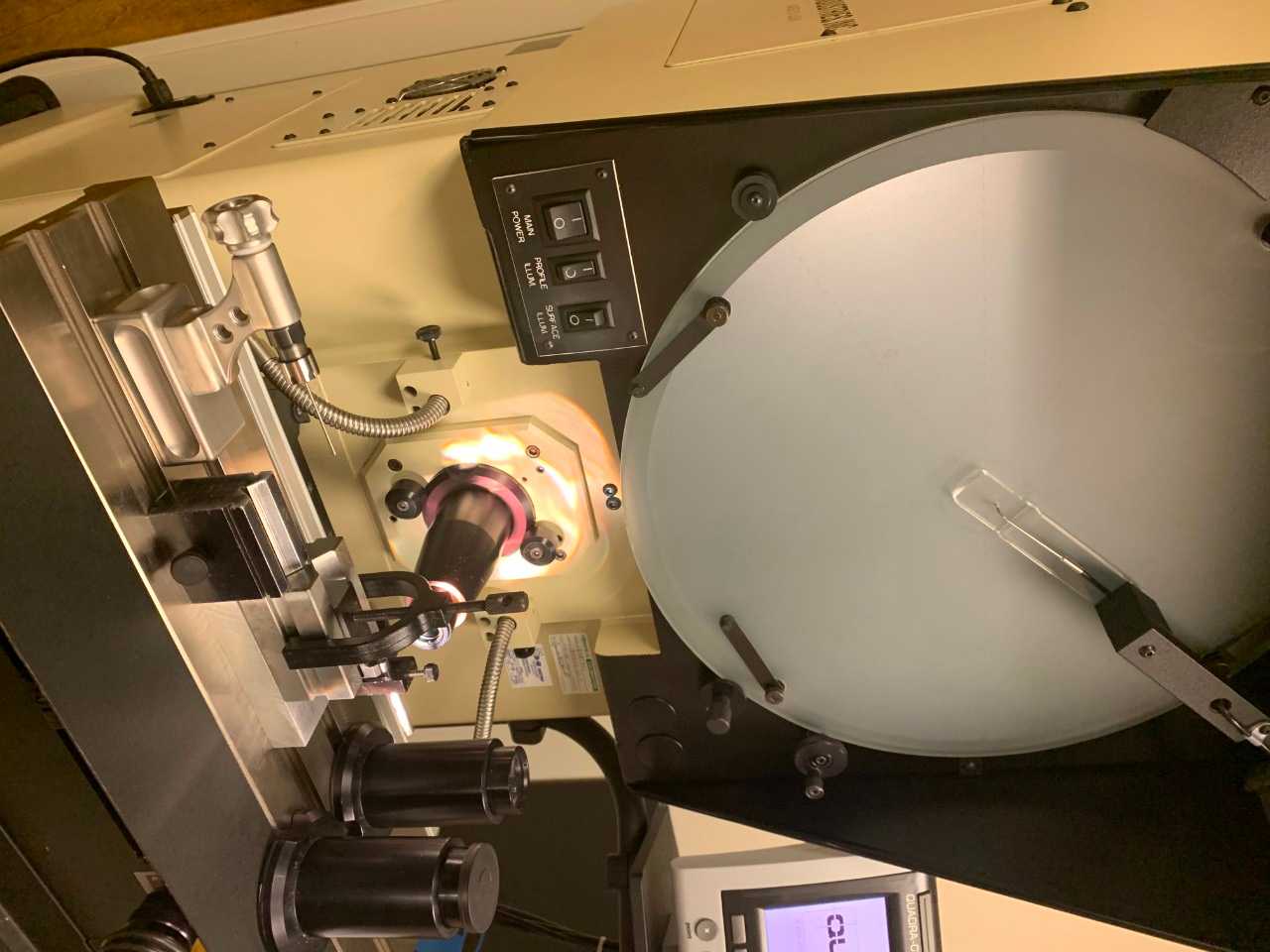 Scherr Tumico 20-1600 Optical Comparator - MACHINING ACCESSORIES & TOOLING