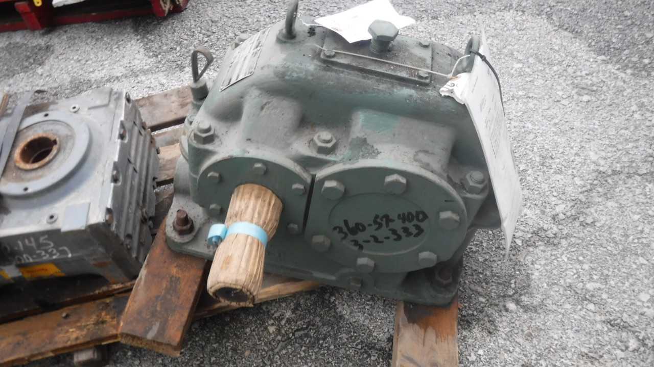 40 HP Hamilton Gear Reducer Model H1060-59 - GEAR REDUCERS