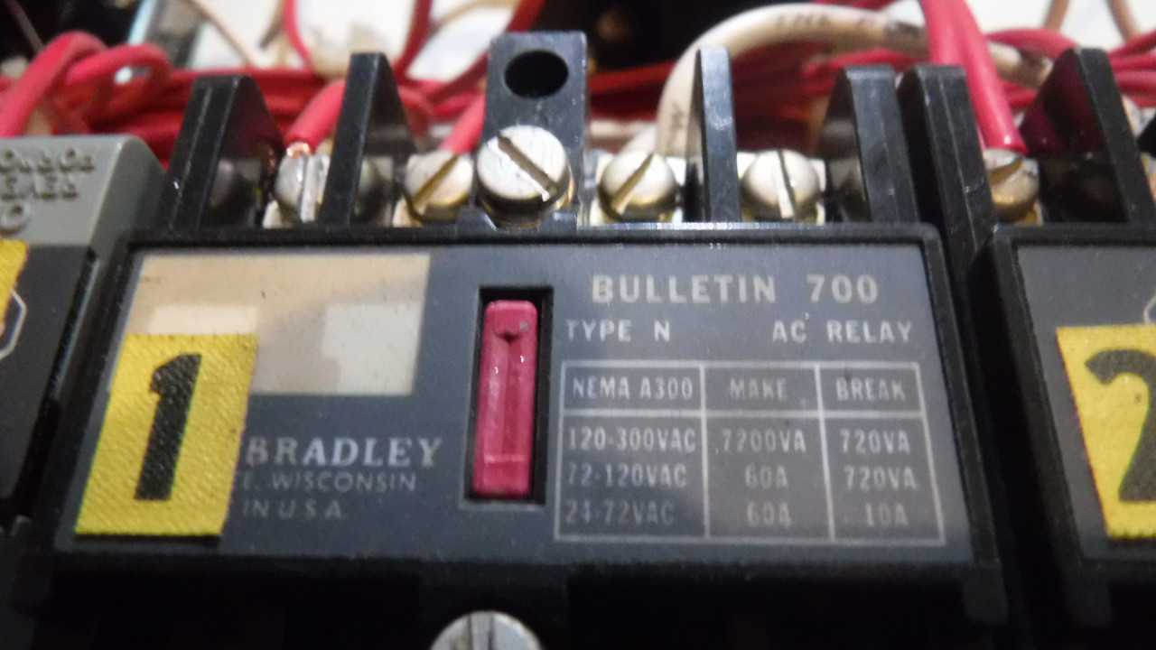 Size 1 Allen Bradley Conveyor Motor Starter - MOTOR STARTERS