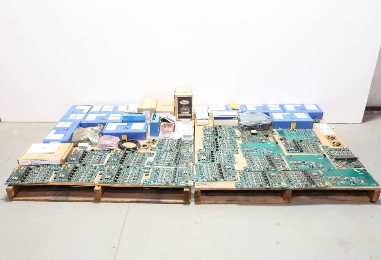 2 PALLETS OF PCBS AND CONTROLS - BOSCH REXROTH, WESTINGHOUSE, ALLEN BRADLEY - INDUSTRIAL PARTS