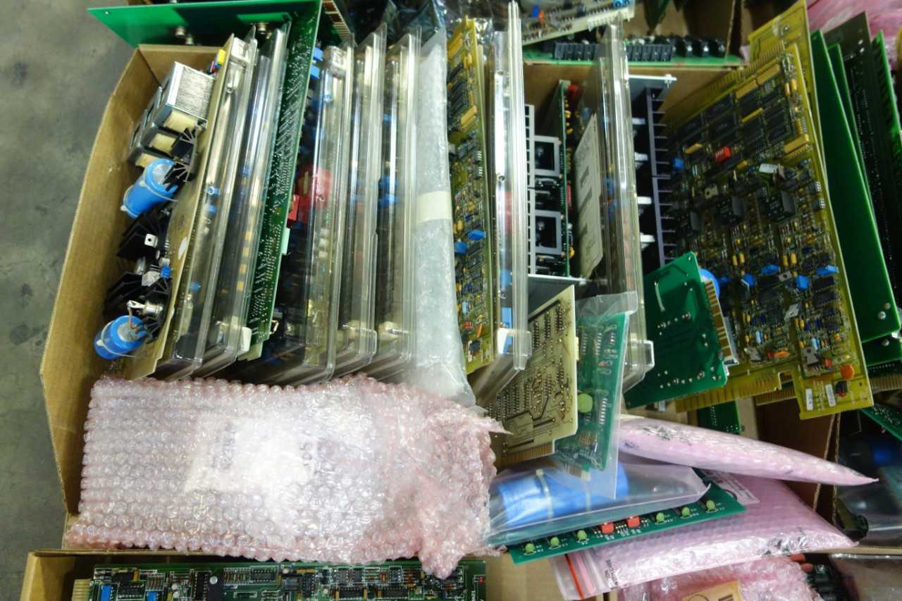 2 PALLETS OF ASSORTED PCB CIRCUIT BOARDS - AUTOMATION & CONTROLS