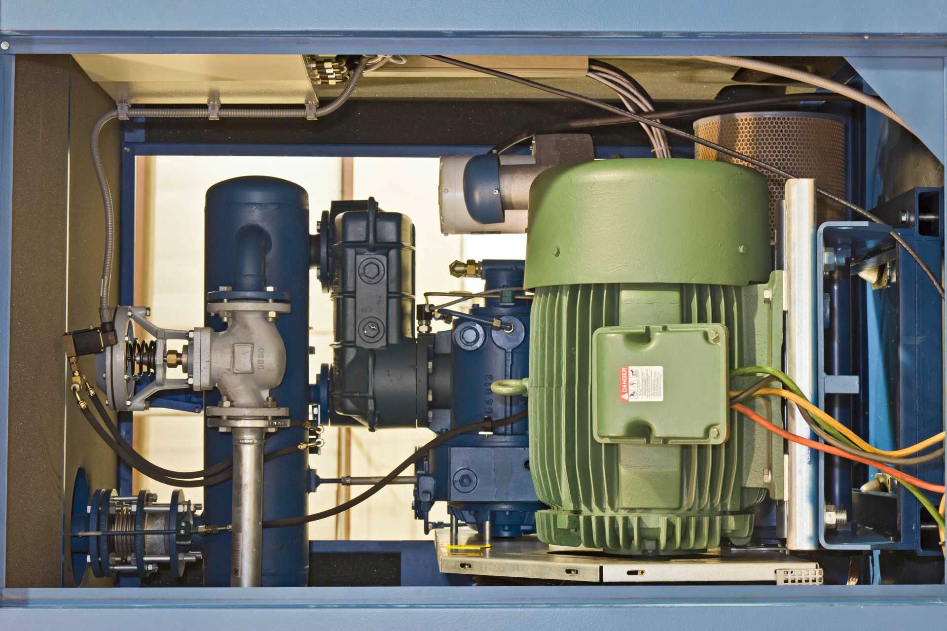 AERZEN VM-15R Delta Screw Compressor - AIR COMPRESSORS