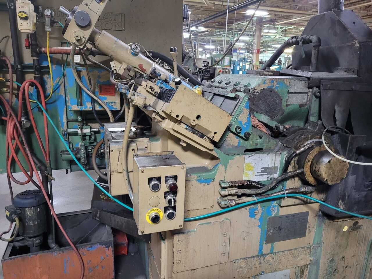 CINCINNATI CENTERLESS GRINDER - GRINDING MACHINES CINCINNATI CENTERLESS GRINDER - GRINDING MACHINES