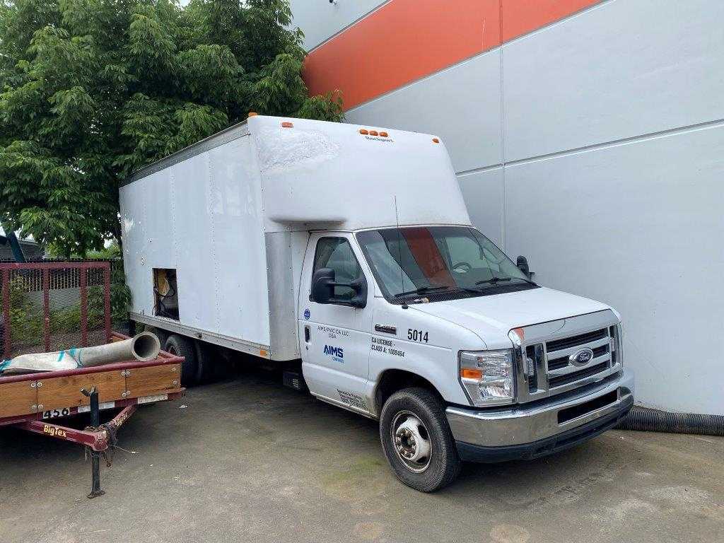 2012 Ford Cargo Van - BUSES