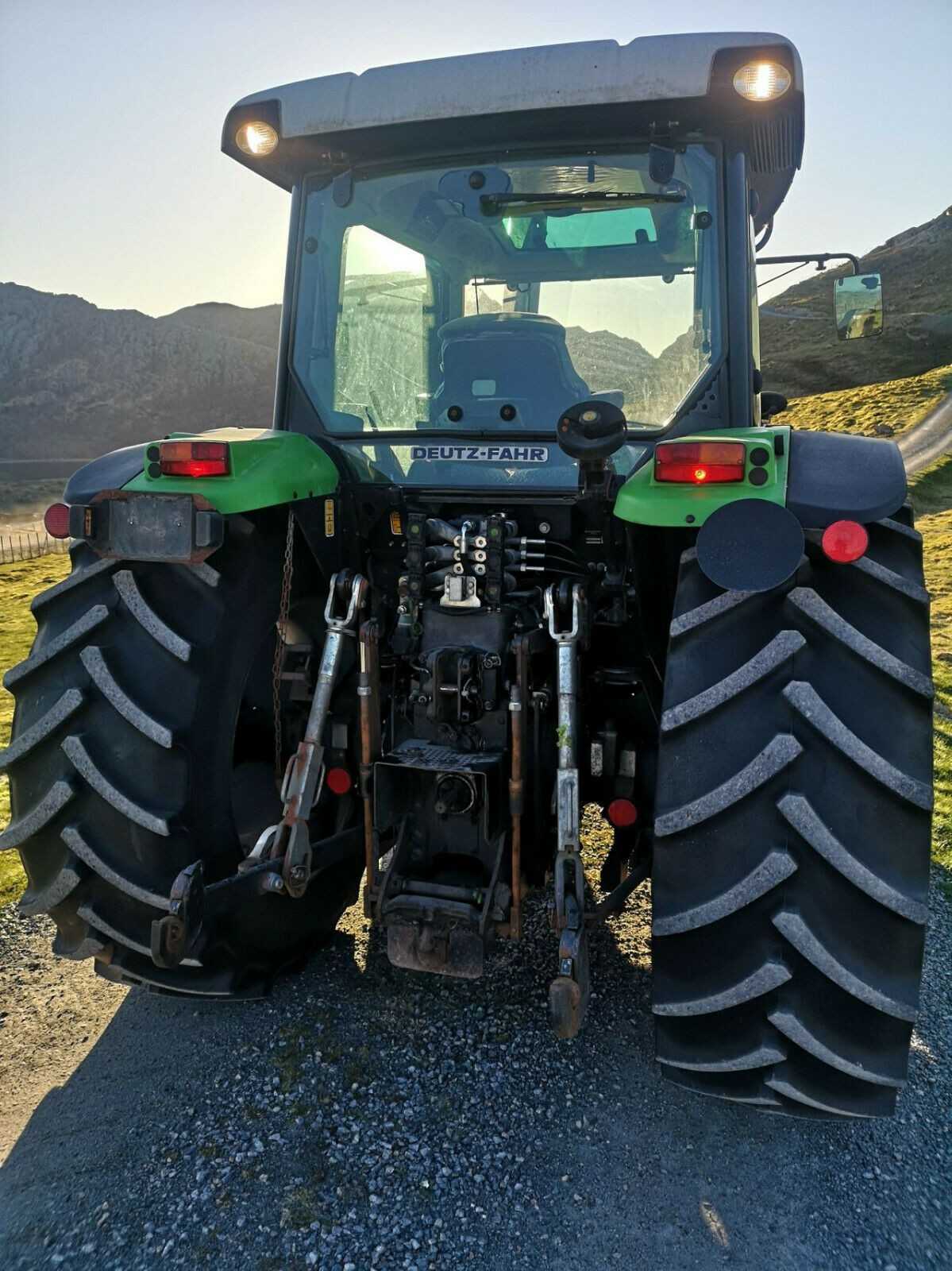 2010 Deutz-Fahr Agrofarm 420 Tractor - CONSTRUCTION EQUIPMENT