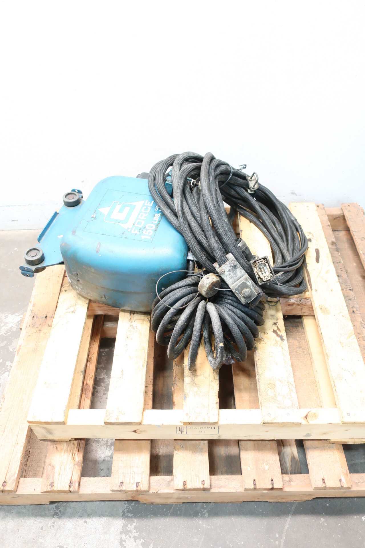BUNDLE LOT OF UNSOLD ASSORTED RIGGING EQUIPMENT - LIFTING EQUIPMENT